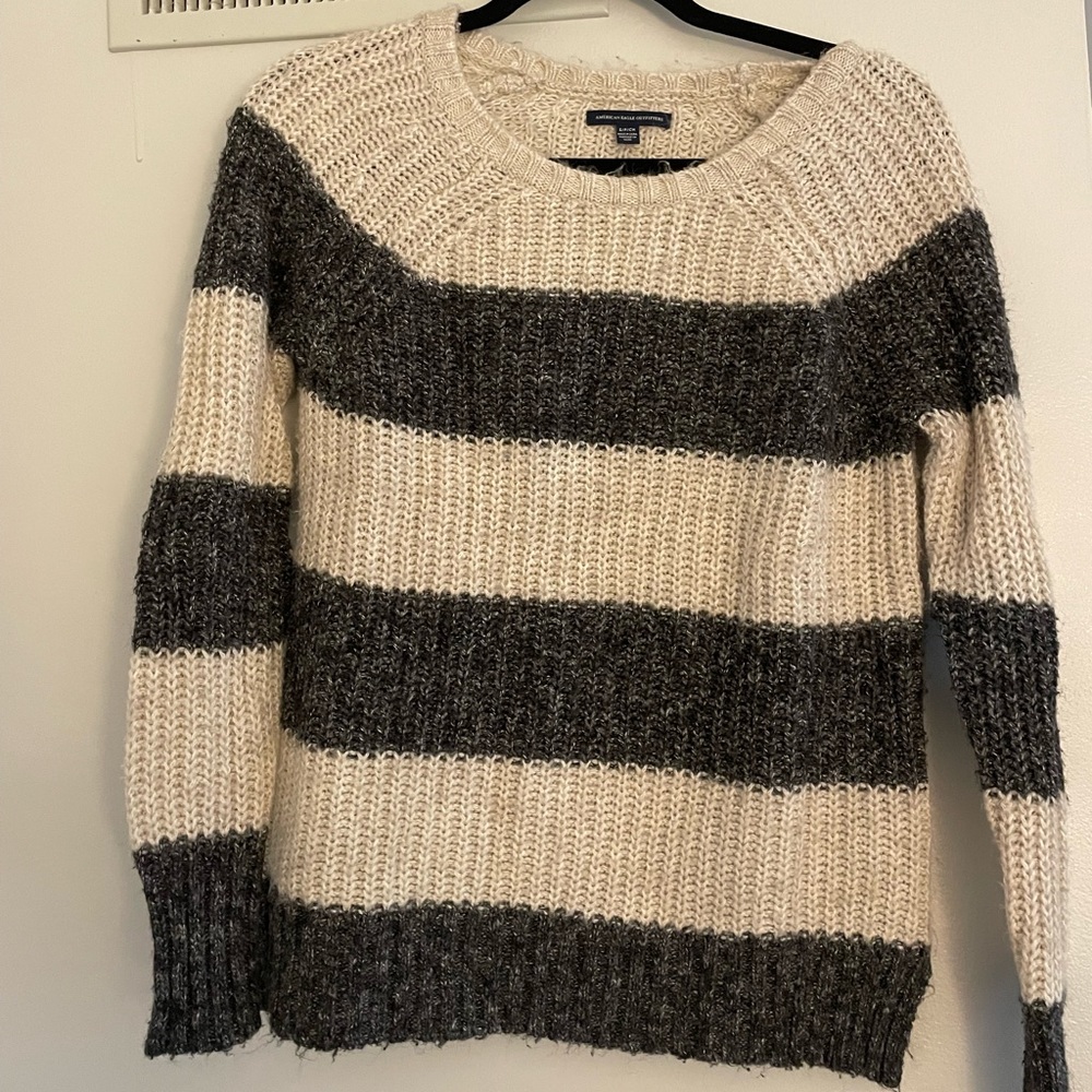 American Eagle: Beige Striped Sweater (S)